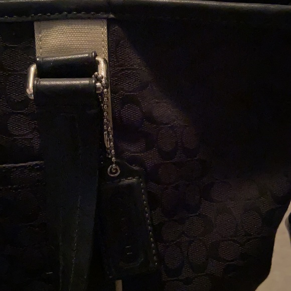 Coach black zipper tote bag - Picture 2 of 4